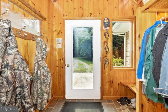 11915 COVE RD, Clear Spring, MD 21722