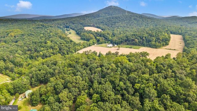 11915 COVE RD, Clear Spring, MD 21722