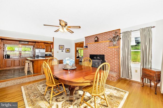 11915 COVE RD, Clear Spring, MD 21722