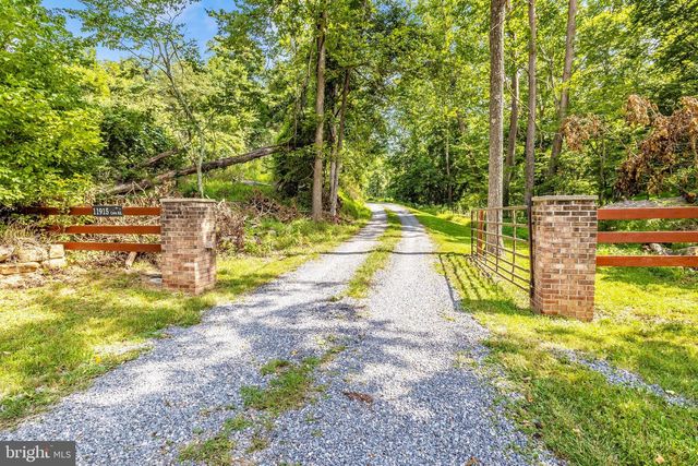 11915 COVE RD, Clear Spring, MD 21722