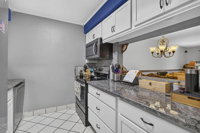 12027 GREENWAY Circle S 204, Royal Palm Beach, FL 33411