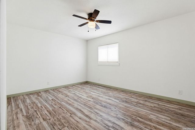 8415 TIMBER CREST ST, San Antonio, TX 78250