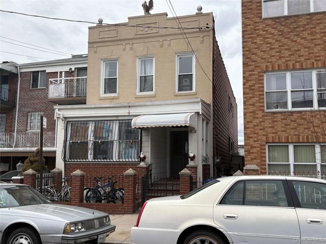 48-72 37th Street, Long Island City, NY 11101