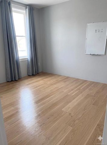 48-72 37th Street, Long Island City, NY 11101