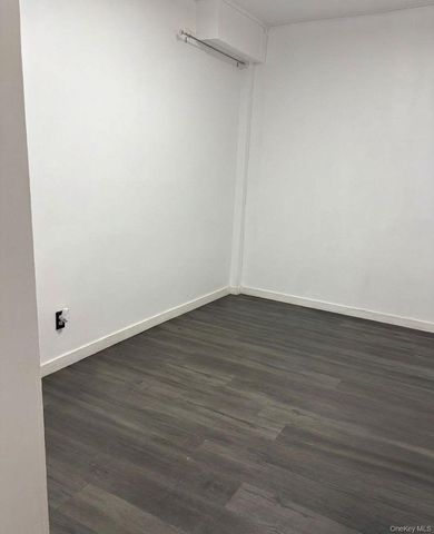 48-72 37th Street, Long Island City, NY 11101