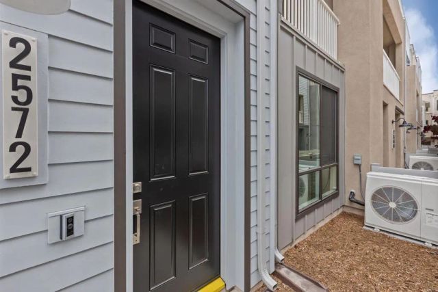 2572 Elderberry Lane, Carlsbad, CA 92008