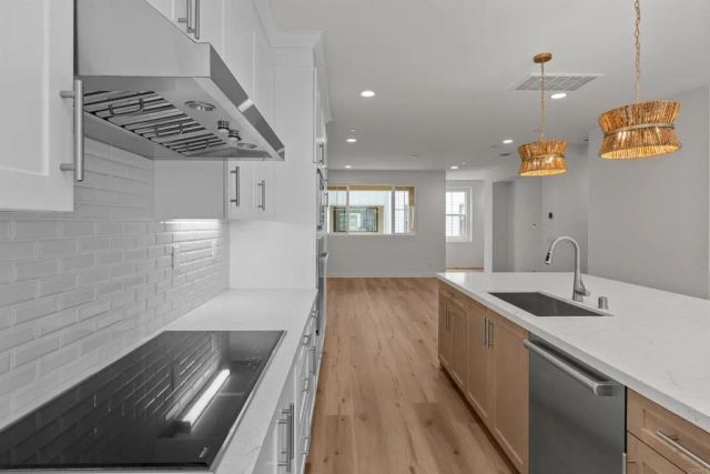 2572 Elderberry Lane, Carlsbad, CA 92008