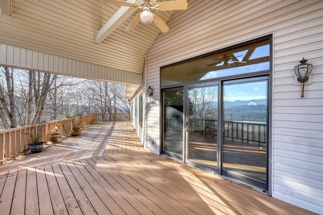 1264 Harris Ridge Road, Young Harris, GA 30582