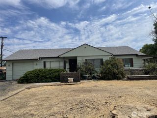 802 Lindberg Lane, Moses Lake, WA 98837