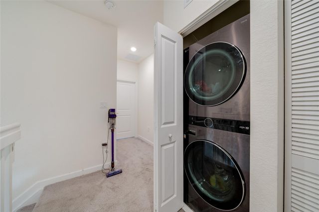 11392 W 34th Way, Hialeah, FL 33018