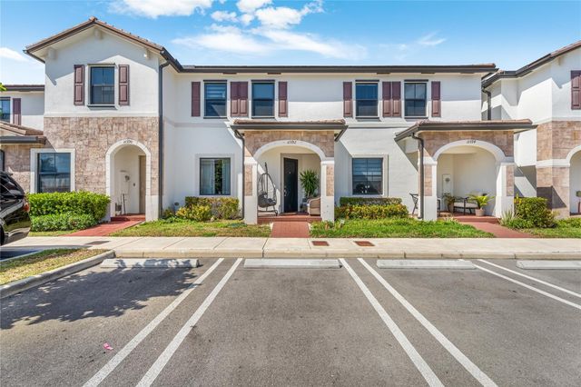 11392 W 34th Way, Hialeah, FL 33018