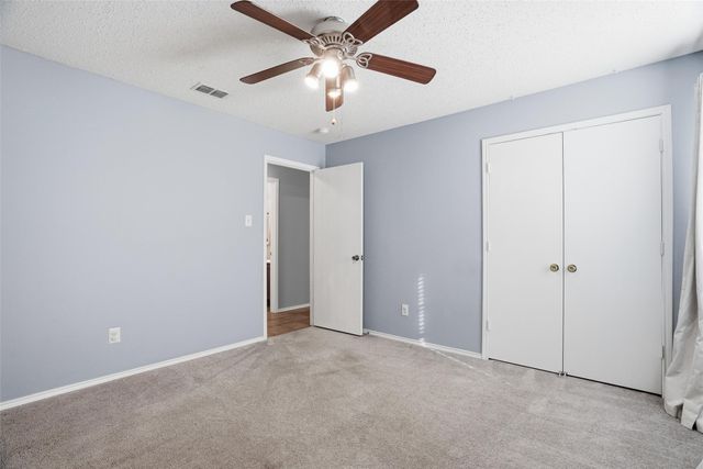 521 Oriel Circle, Fort Worth, TX 76036