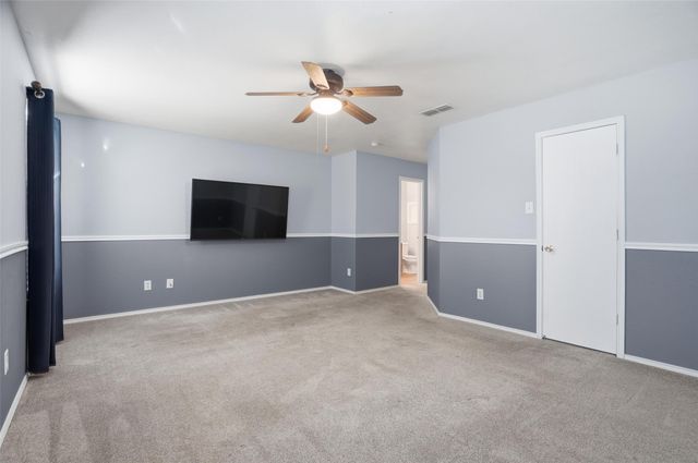 521 Oriel Circle, Fort Worth, TX 76036