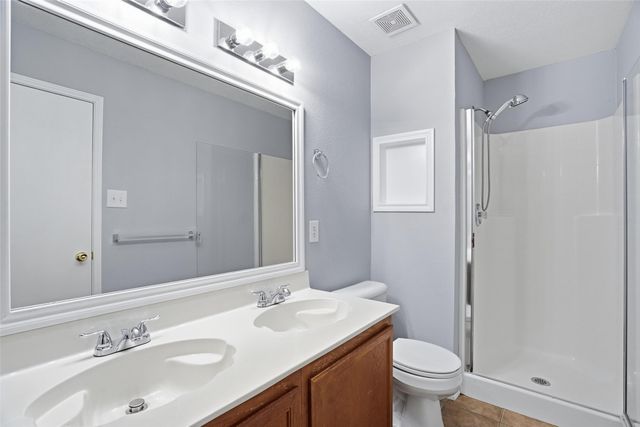 521 Oriel Circle, Fort Worth, TX 76036