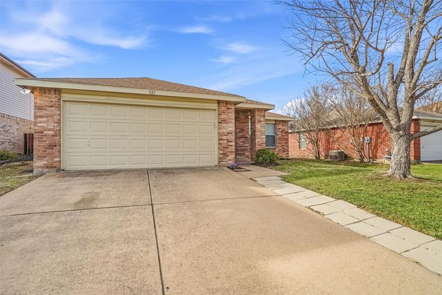 521 Oriel Circle, Fort Worth, TX 76036