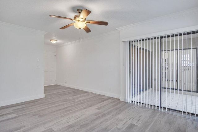 17388 Boca Club Boulevard 201, Boca Raton, FL 33487