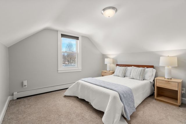 6 Hillcrest Rd, Tewksbury, MA 01876