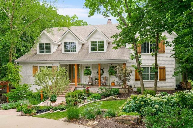 6215 ARAPAHOE Street, Shawnee, KS 66226