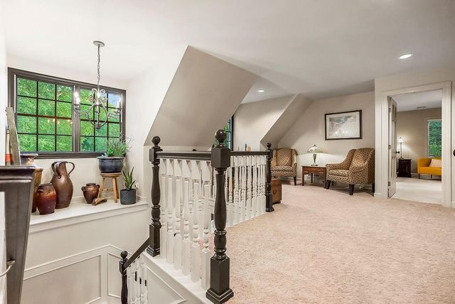 6215 ARAPAHOE Street, Shawnee, KS 66226