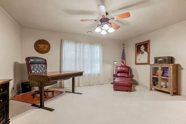 6215 ARAPAHOE Street, Shawnee, KS 66226