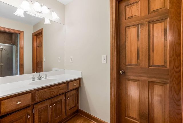 6215 ARAPAHOE Street, Shawnee, KS 66226