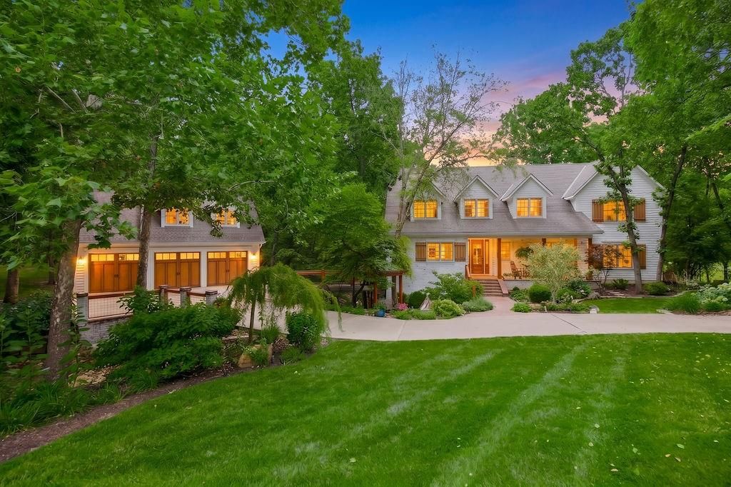 6215 ARAPAHOE Street, Shawnee, KS 66226