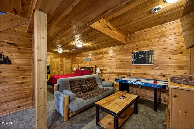 237 Edens Way, Sevierville, TN 37876