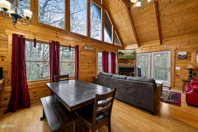 237 Edens Way, Sevierville, TN 37876