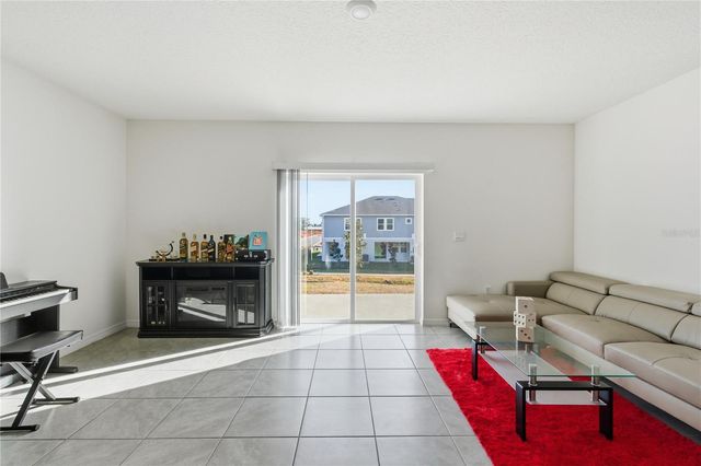 1727 WOODEN STREET, Davenport, FL 33837