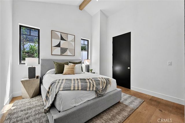 11553 Sunshine Terrace, Studio City, CA 91604