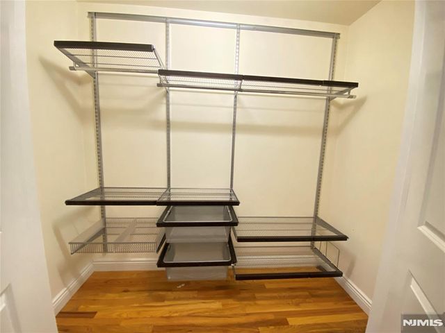 517A Lawn Avenue, Palisades Park, NJ 07650