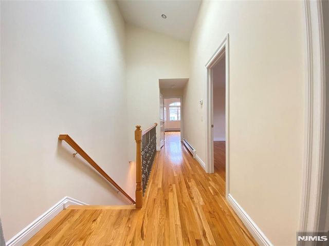 517A Lawn Avenue, Palisades Park, NJ 07650