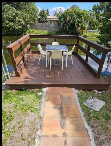 750 SW 55th Avenue, Margate, FL 33068