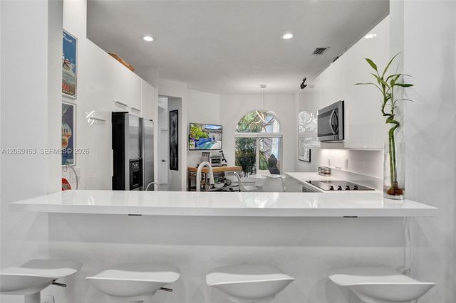 644 W Palm Aire Drive 644, Pompano Beach, FL 33069