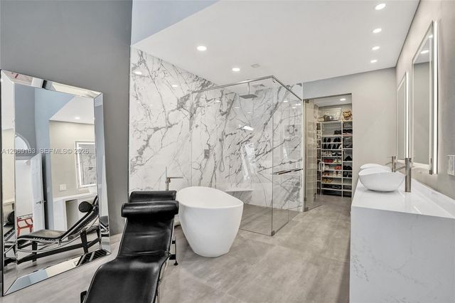 644 W Palm Aire Drive 644, Pompano Beach, FL 33069