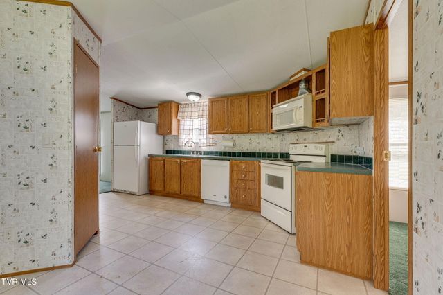 120 Bear Hollow Rd Road, Bristol, TN 37620