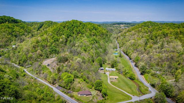 120 Bear Hollow Rd Road, Bristol, TN 37620