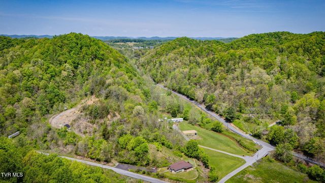 120 Bear Hollow Rd Road, Bristol, TN 37620