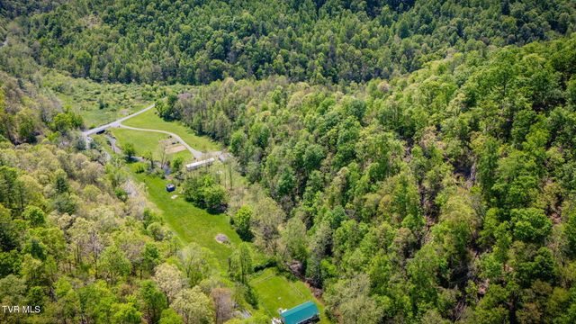120 Bear Hollow Rd Road, Bristol, TN 37620