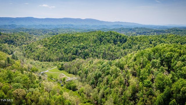 120 Bear Hollow Rd Road, Bristol, TN 37620