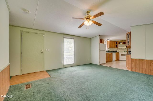 120 Bear Hollow Rd Road, Bristol, TN 37620