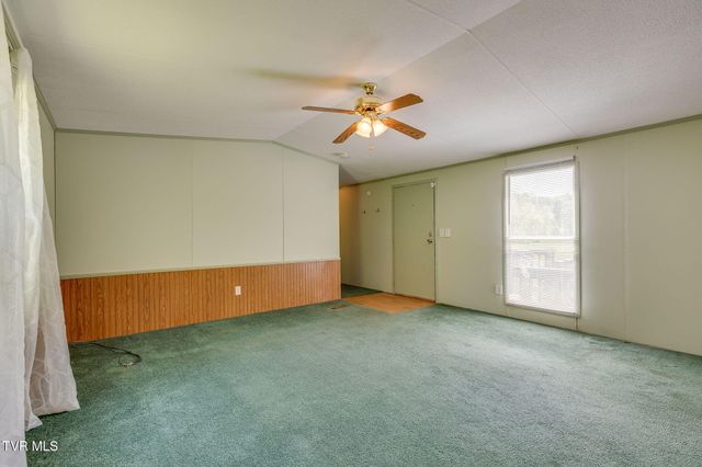 120 Bear Hollow Rd Road, Bristol, TN 37620