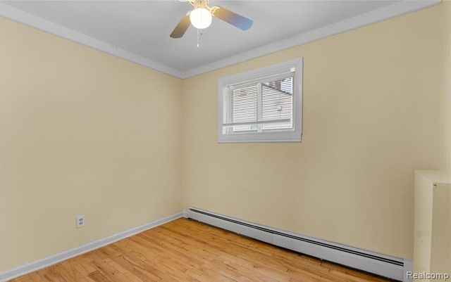 7305 N Silvery Lane, Dearborn Heights, MI 48127