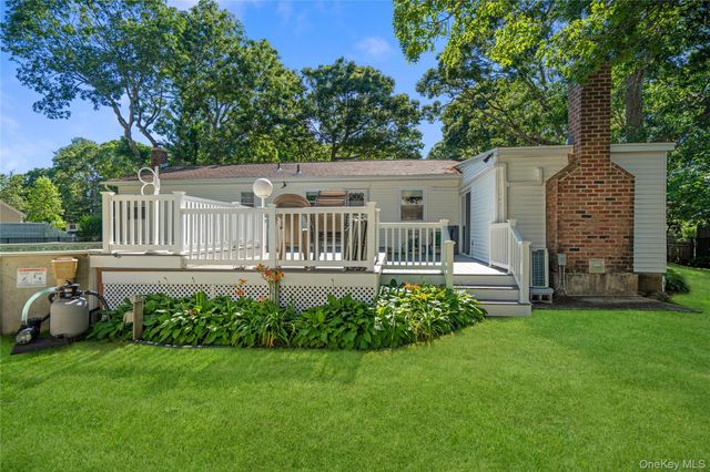 35 Corbin Avenue, Shirley, NY 11967