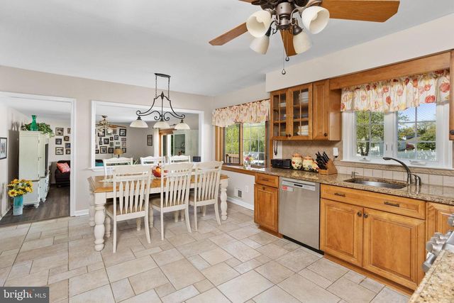 3 MASON CT, Hamilton, NJ 08690