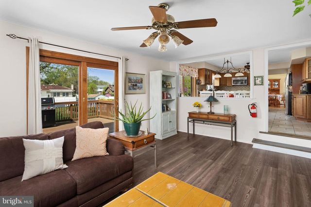 3 MASON CT, Hamilton, NJ 08690