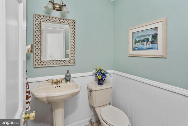 3 MASON CT, Hamilton, NJ 08690