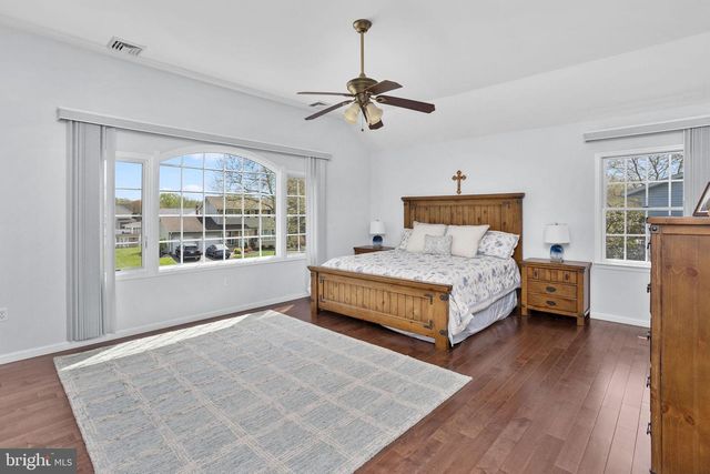 3 MASON CT, Hamilton, NJ 08690