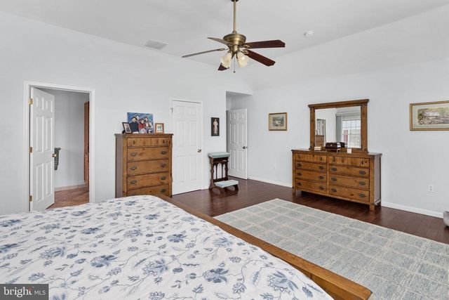 3 MASON CT, Hamilton, NJ 08690