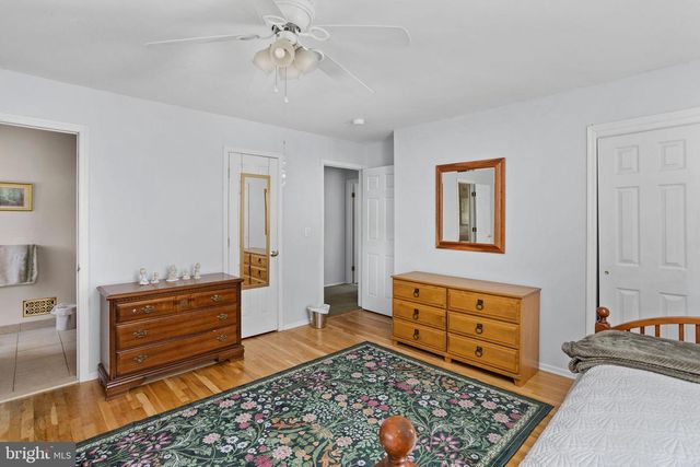 3 MASON CT, Hamilton, NJ 08690